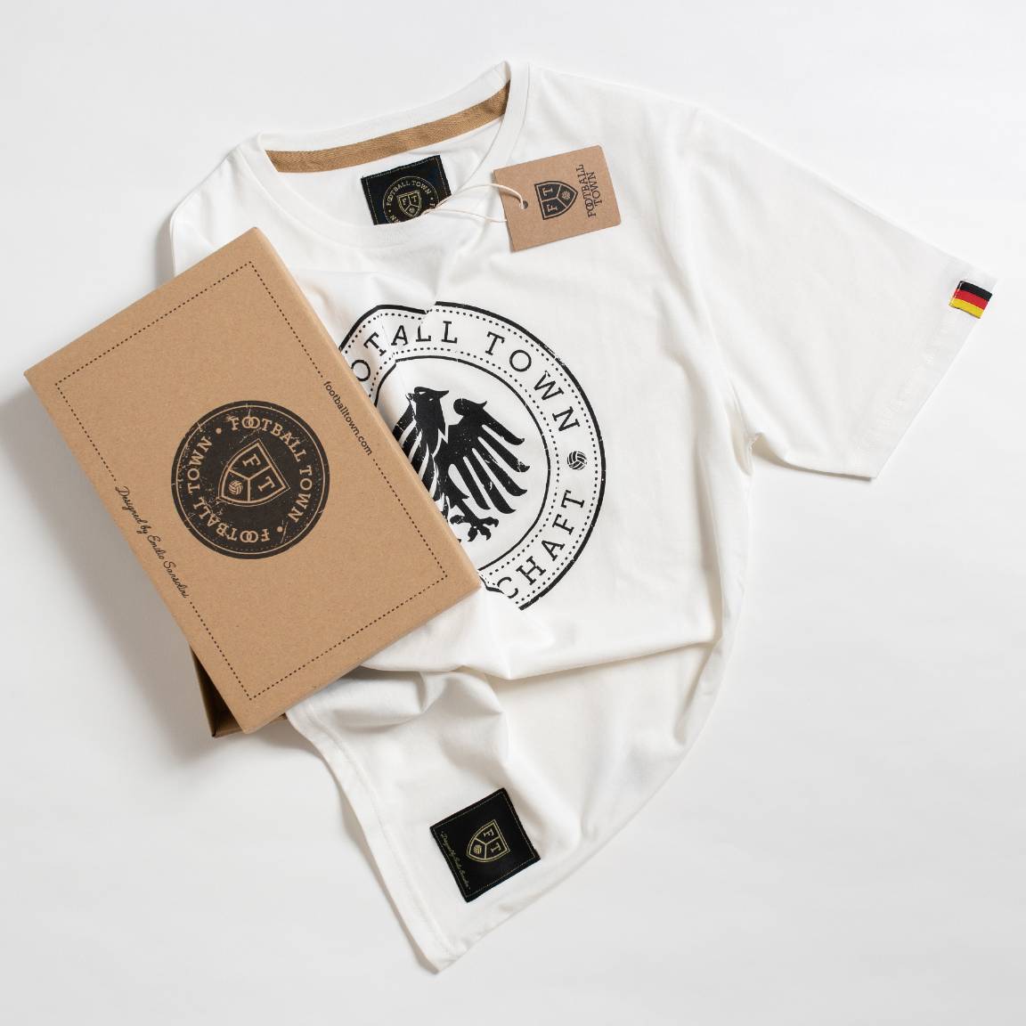 Die Adler Insignia White